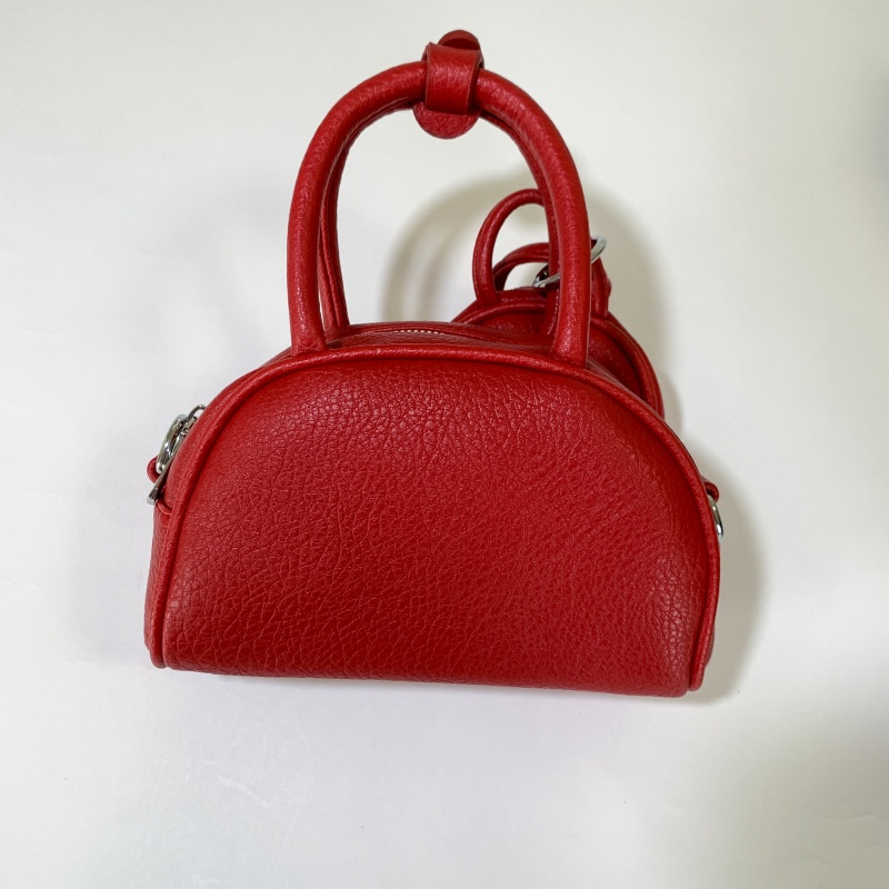 Trendy Women's Red Shoulder Bag - 2025 High-End Commuter Crossbody Pillow Bag for Fashion Lovers Trendy Women's Red Shoulder Bag - 2025 High-End Commuter Crossbody Pillow Bag for Fashion Lovers