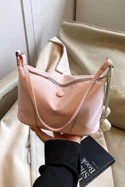 Trendy Women's Shoulder Crossbody Bags - Casual Versatile Underarm Fabric Bags for Everyday Commuting 2025