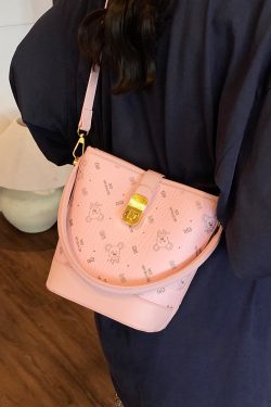 Trendy Women's Tote Bag 2025 - Versatile Shoulder & Crossbody Bucket Bag for Commuting and Daily Fashion