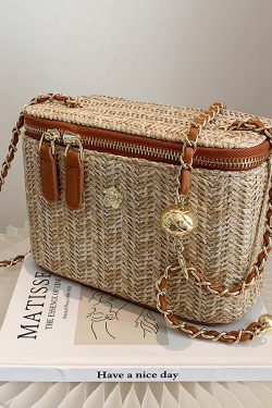Trendy Woven Chain Crossbody Bag for Women - Small Square Design, Perfect for Spring Summer 2025, Versatile Beach Vacation Style