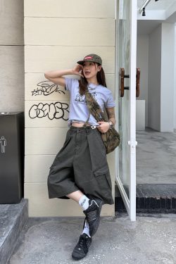 Unisex Vintage Distressed Work Shorts - American Style, Adjustable, Multi-Pocket, Summer Essential, 90s Inspired Fashion