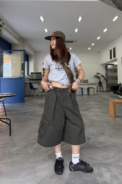 Unisex Vintage Distressed Work Shorts - American Style, Adjustable, Multi-Pocket, Summer Essential, 90s Inspired Fashion