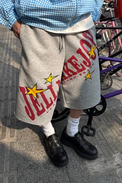 Unisex Wide-Leg Seven-Point Pants with Vintage Star Letter Print - Casual Loose Fit Summer Shorts