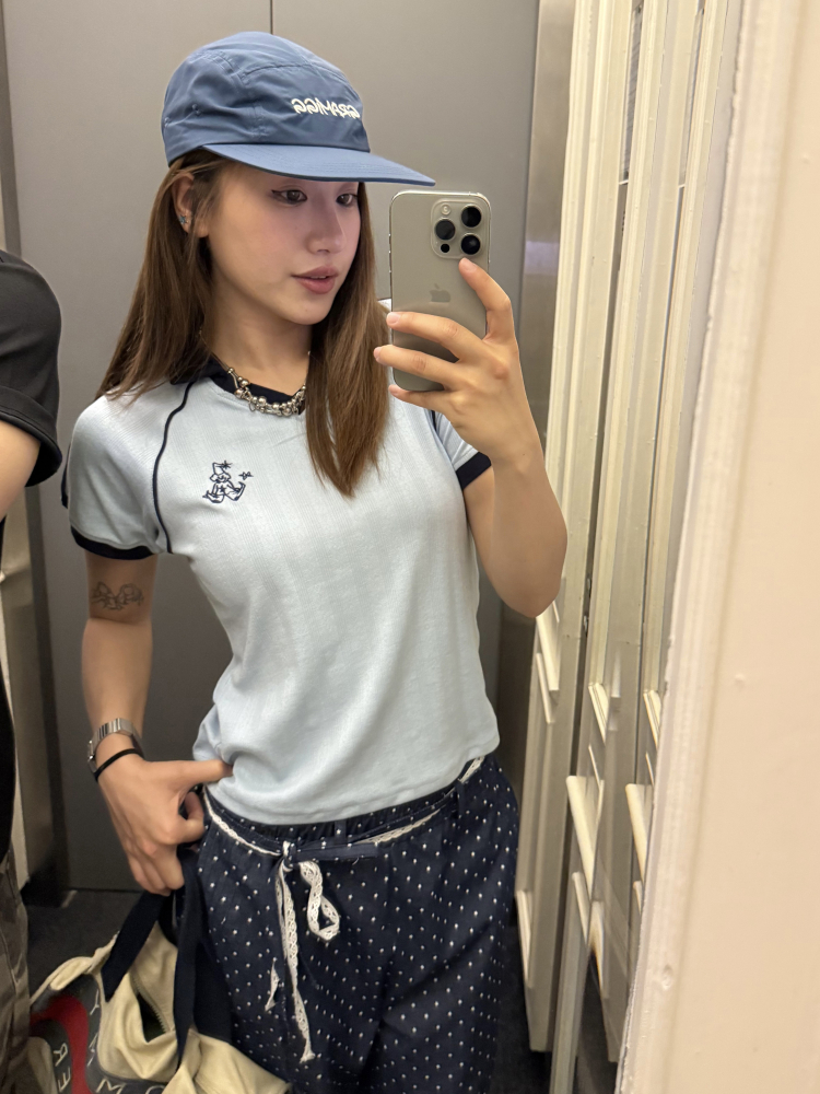 V-Neck Knitted Polo Collar Raglan T-Shirt Top for Women - Summer Casual Street Style, Cool and Comfortable for Hot Girls V-Neck Knitted Polo Collar Raglan T-Shirt Top for Women - Summer Casual Street Style, Cool and Comfortable for Hot Girls