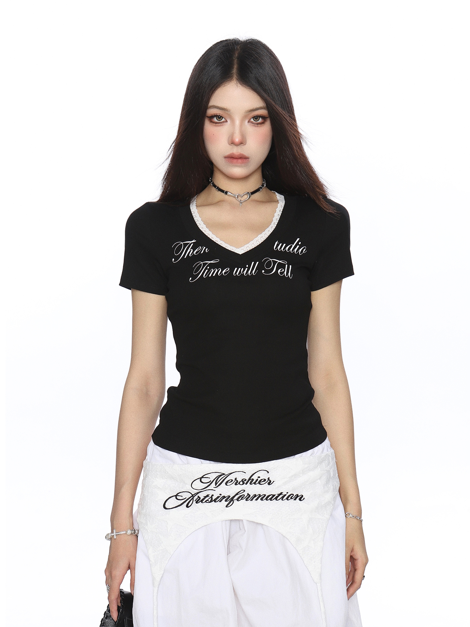 V-neck Lace-Trimmed Letter Short-Sleeve Cropped T-Shirt for Women - Summer Slim-Fit American Style 90s Trendy Top V-neck Lace-Trimmed Letter Short-Sleeve Cropped T-Shirt for Women - Summer Slim-Fit American Style 90s Trendy Top