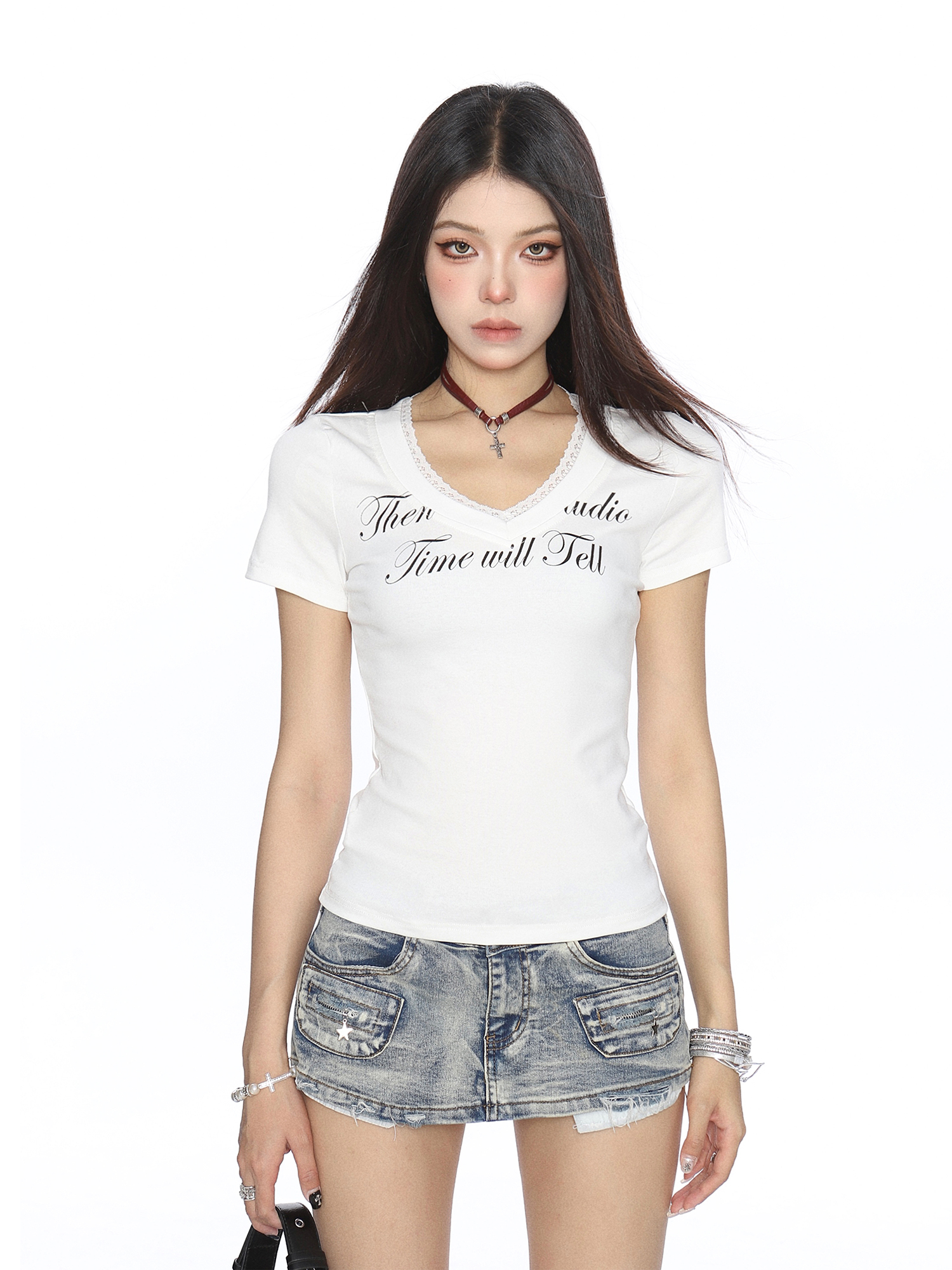 V-neck Lace-Trimmed Letter Short-Sleeve Cropped T-Shirt for Women - Summer Slim-Fit American Style 90s Trendy Top V-neck Lace-Trimmed Letter Short-Sleeve Cropped T-Shirt for Women - Summer Slim-Fit American Style 90s Trendy Top