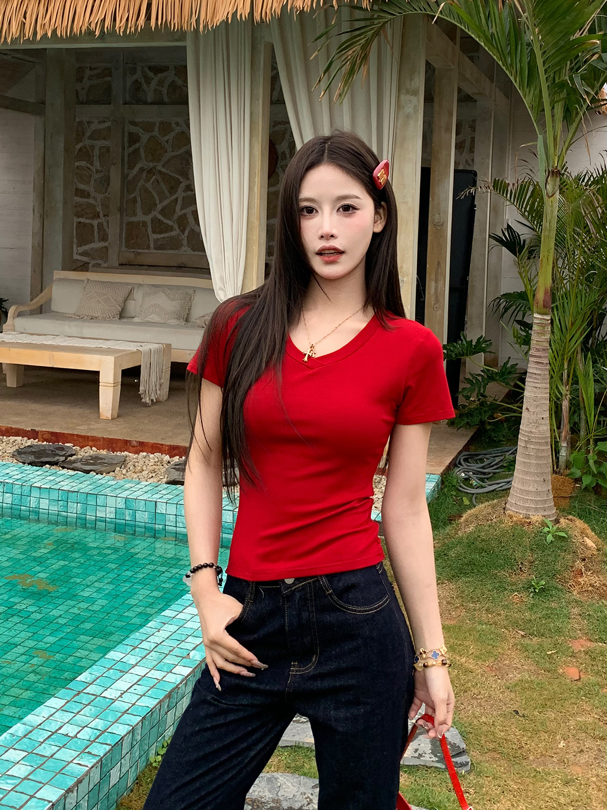 V-Neck Short Sleeve T-Shirt for Women - American Vintage Slim Fit Top - 2025 Summer Essential - Casual 90s Style Base Layer V-Neck Short Sleeve T-Shirt for Women - American Vintage Slim Fit Top - 2025 Summer Essential - Casual 90s Style Base Layer