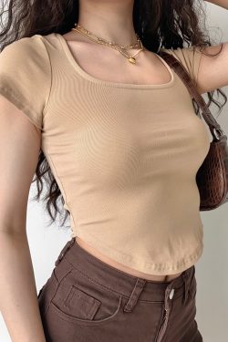 Versatile Basic Curved Hem Square Neck Fitted Short Sleeve T-Shirt for Women - Summer Casual Top, Perfect for Y2K Style