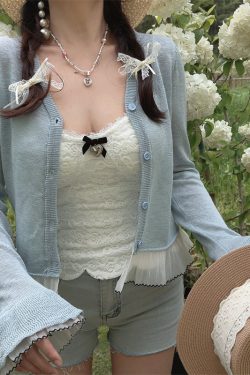 Versatile Heavy-Duty Bell Sleeve Lace Fairy Knitted Cardigan - Sun Protection Air Conditioning Shirt for Stylish Layering