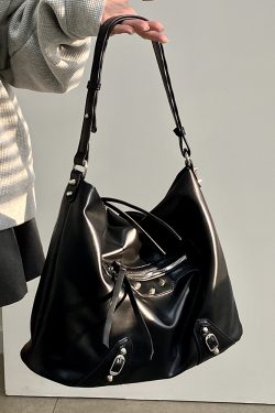 Versatile Large Capacity Tote Bag for Women - Fashionable Commuter Shoulder & Crossbody Bag for Classes and Everyday Use