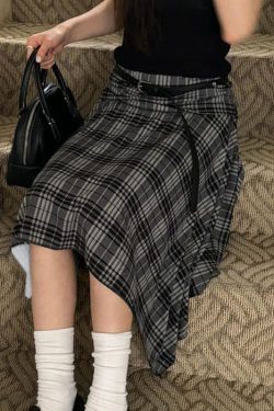 Vintage British Style A-Line Plaid Skirt for Women, Irregular Hem, Slimming, Hip-Hiding, Waist-Defining, Trendy 90s Fashion
