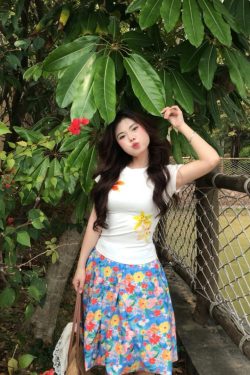 Vintage Floral Print Shoulder T-Shirt for Women - Spicy American Style, Slim Fit, Flattering Elastic Short Sleeves for Summer