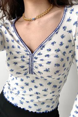 Vintage Floral Ruffled V-Neck Long Sleeve T-Shirt for Women - Slim Fit, 90s Inspired Short Top