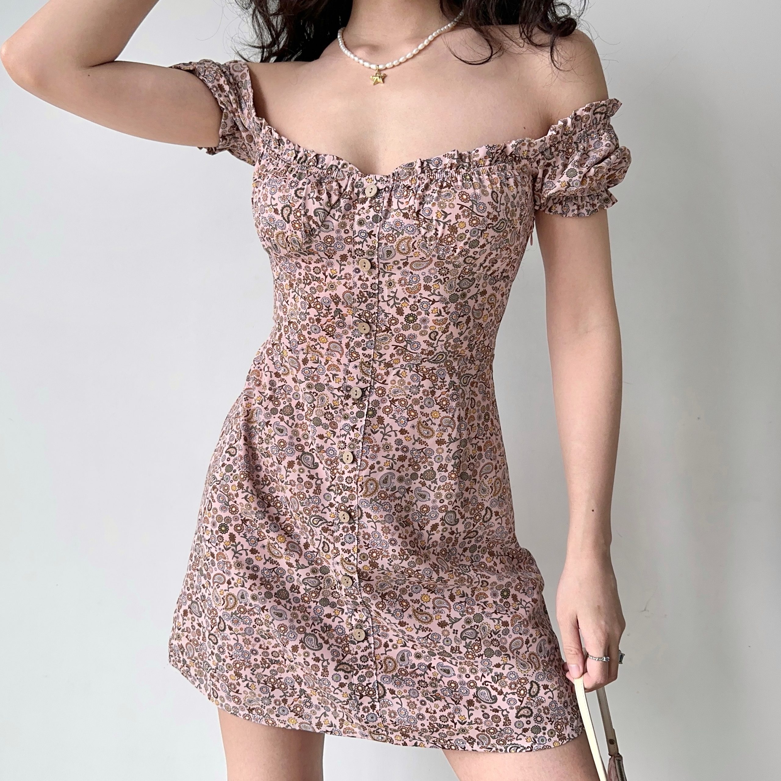 Vintage French Puff Sleeve Floral Dress for Women - A-Line Short Skirt, Square Neck, Perfect for Y2K and Retro Style Vintage French Puff Sleeve Floral Dress for Women - A-Line Short Skirt, Square Neck, Perfect for Y2K and Retro Style