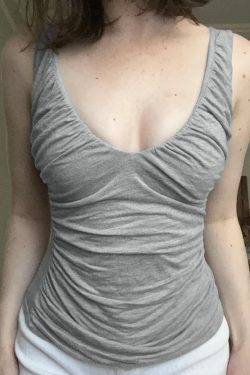 Vintage Gray Pleated Sleeveless Vest Top - Simple Basic V-Neck Slim Fit for Effortless 90s-Inspired Style