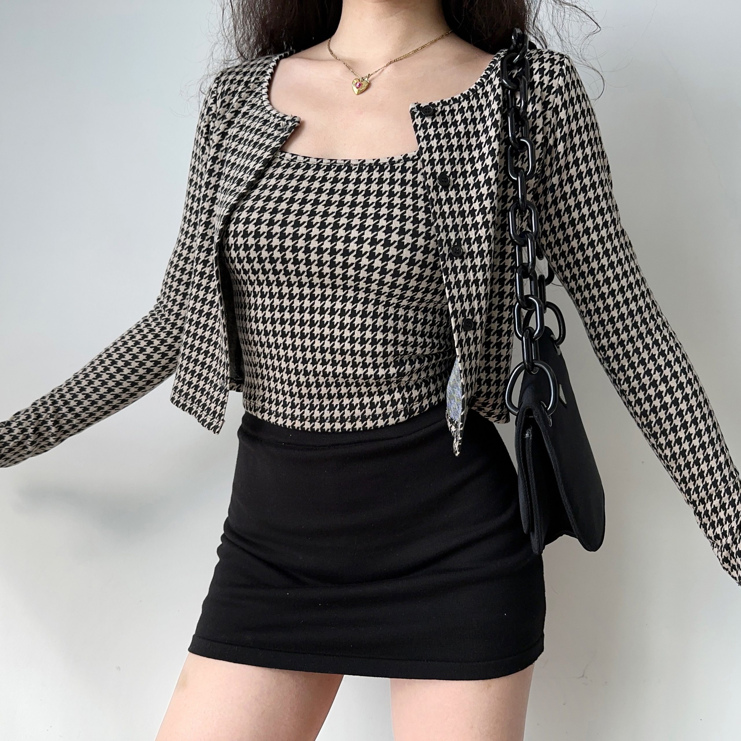 Vintage Houndstooth Camisole and Cardigan Two-Piece Set for Women - Slim Fit Short Top, Y2K Inspired Fashion Vintage Houndstooth Camisole and Cardigan Two-Piece Set for Women - Slim Fit Short Top, Y2K Inspired Fashion