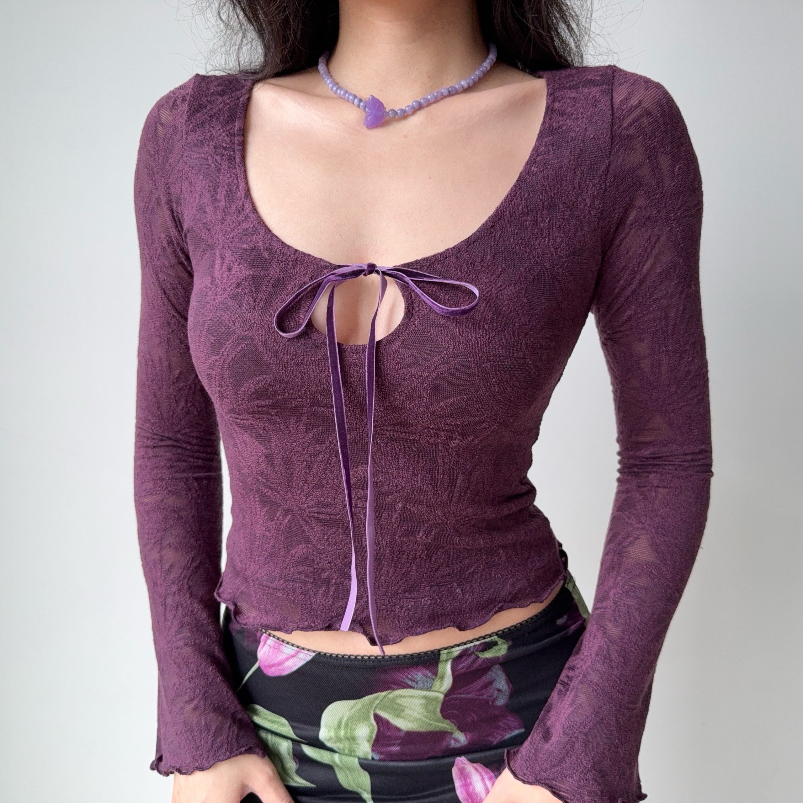 Vintage Jacquard Lace-Up Long Sleeve U-Neck Top for Women - Slim Fit American Style T-Shirt, Perfect for 90s and Y2K Fashion Lovers Vintage Jacquard Lace-Up Long Sleeve U-Neck Top for Women - Slim Fit American Style T-Shirt, Perfect for 90s and Y2K Fashion Lovers