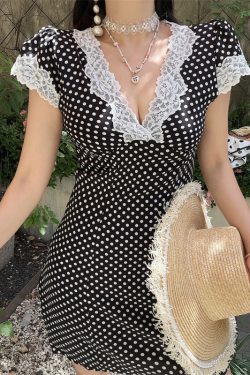 Vintage Polka Dot Dress with French Lace Trim, Slimming V-Neck, Small Flutter Sleeves, Perfect for Vacation and 90s Style