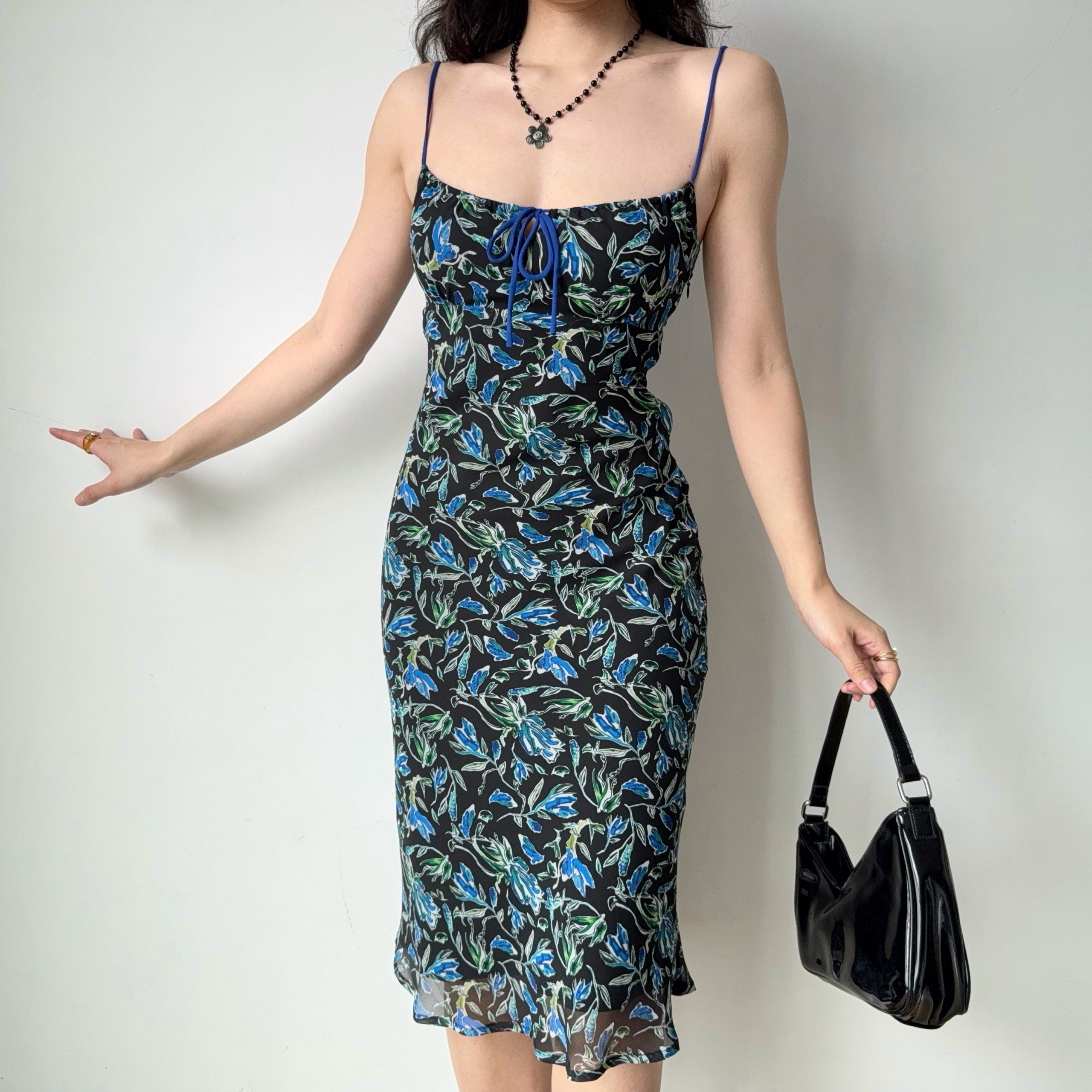 Vintage Print Cami Dress - Mid-Length Vacation Dress for Women - Retro Style Summer Dress - Ideal for Travel and Casual Outings Vintage Print Cami Dress - Mid-Length Vacation Dress for Women - Retro Style Summer Dress - Ideal for Travel and Casual Outings