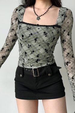 Vintage Velour Plaid Square Neck Long Sleeve T-shirt for Women - Slim Fit Short Crop Top, Y2K Inspired American Style