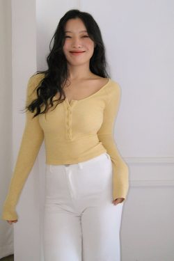 Women's Long Sleeve Slim Fit Button T-Shirt, Sexy Tight-Knit Base Layer Top, Chic Style for Everyday Wear