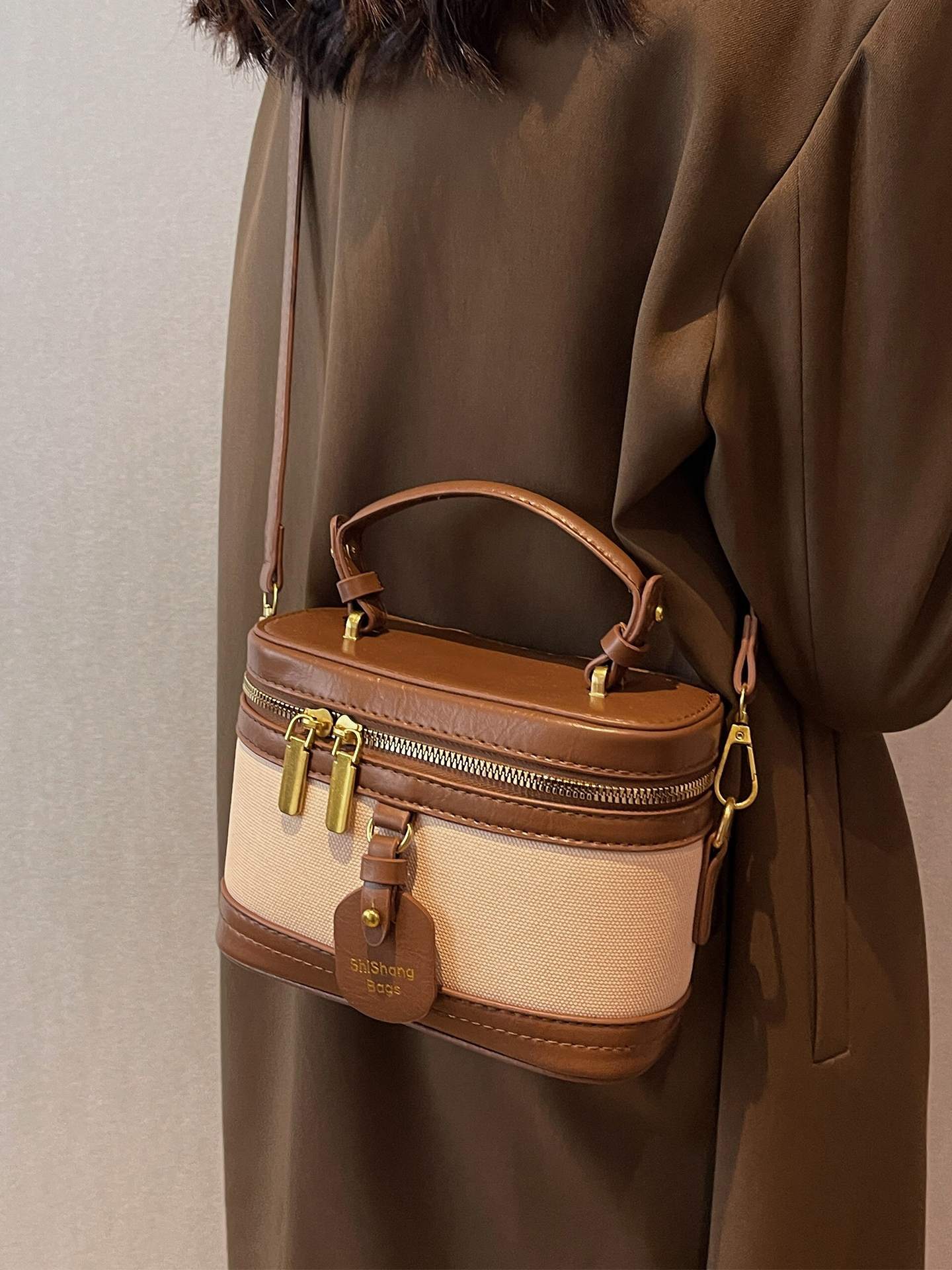 Women's Mini Crossbody Bucket Bag - Trendy High-End Shoulder Bag for 2025 Fashionistas Women's Mini Crossbody Bucket Bag - Trendy High-End Shoulder Bag for 2025 Fashionistas