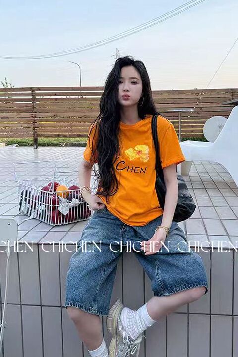 Women's Retro Orange Floral Letter Print Short Sleeve T-Shirt - Summer Slim Fit, Waist-Cinching, Stretchy Y2K Style