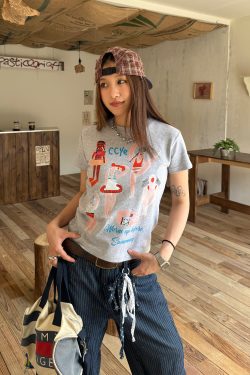 Women's Retro Printed Short-Sleeve T-Shirt - Loose Fit Elastic Summer Top - American Style - 90s Inspired Fashion