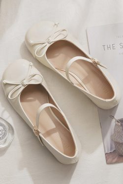 Women's Sheepskin Mary Jane Shoes - French Style Chunky Heel for Skirts - Spring Autumn Fashion