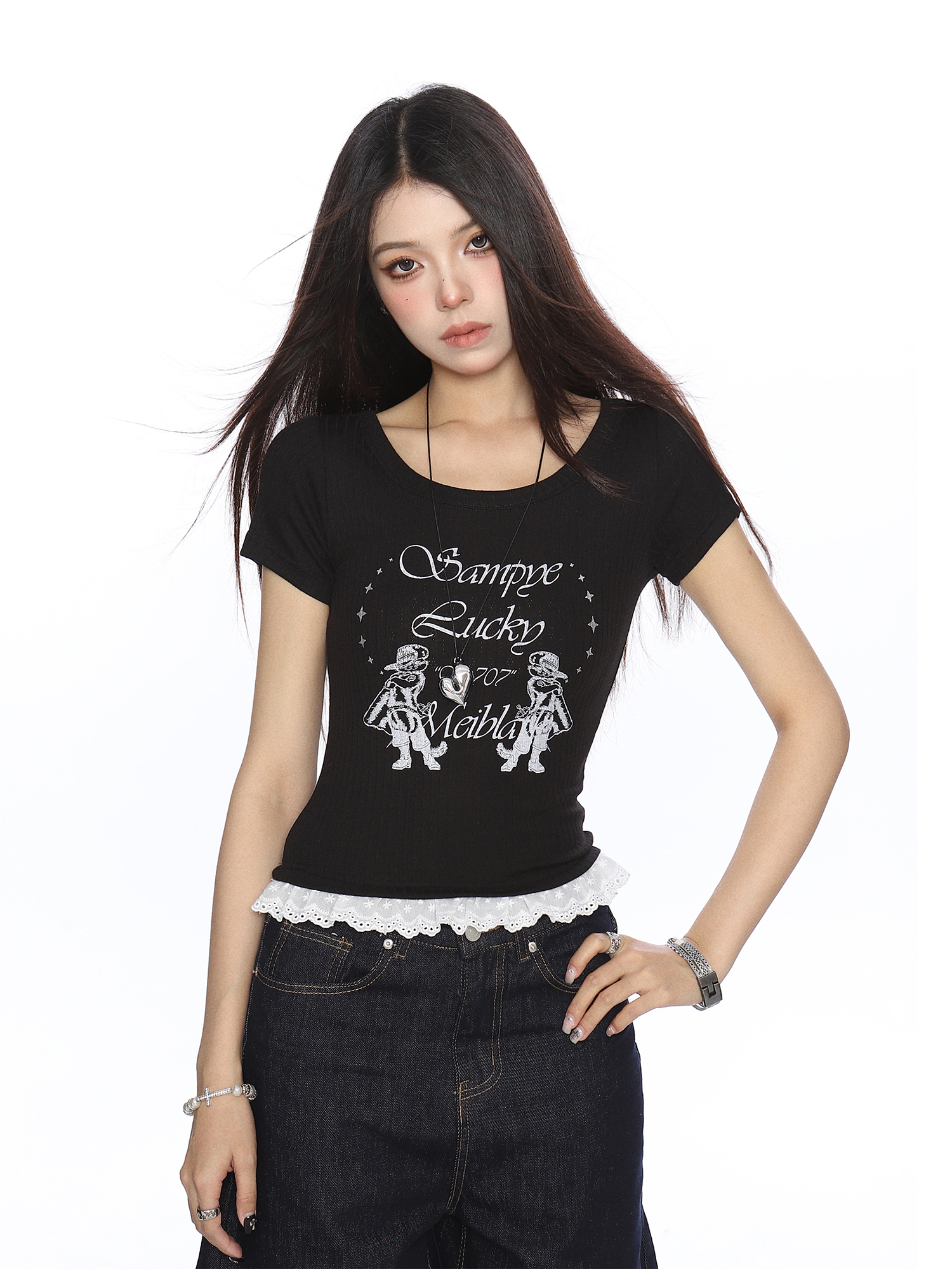 Women's Slim-Fit Cropped Round Neck T-Shirt with Lace Edge - American Style, Short Sleeve, Summer Casual Vibe Women's Slim-Fit Cropped Round Neck T-Shirt with Lace Edge - American Style, Short Sleeve, Summer Casual Vibe