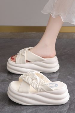 Women's Summer Platform Sandals - Trendy Thick-Soled Height-Increasing Casual Slippers for Outdoor Style 2025