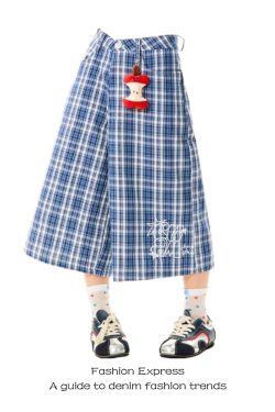 Women's Summer Wide-Leg Shorts - Japanese Retro Plaid Embroidered Loose Straight Fit Casual Seven-Point Pants