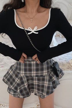 Women's Vintage-Inspired Big Round Neck Bow T-shirt - Spring Summer Sexy Tight Fit Top