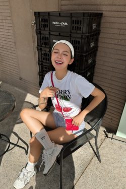 Y2K American Retro Cherry Print Off-Shoulder Short Sleeve Crop Top for Women - Slim Fit Trendy Fashion