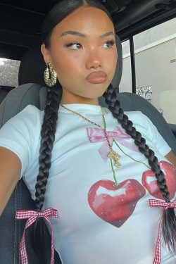 Y2K American Retro Cherry Print Off-Shoulder Short Sleeve Crop Top for Women, Slim Fit, Trendy Fashion Statement