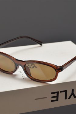 Y2K Futuristic Ultra-Narrow Frame Small Face Sunglasses for Men & Women - Hip-Hop Street Style Small Square Cat-Eye Design