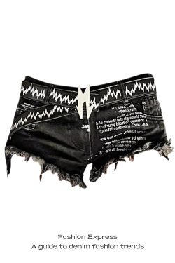 Y2K Low-Waist Frayed Denim Shorts for Women - Slimming Body-Hugging Black Hot Pants with Letter Print for Autumn and Winter