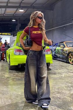 Y2K Retro Football Shirt for Women - Wine Red Short Sleeve Off-Shoulder Slim Fit Cropped T-Shirt