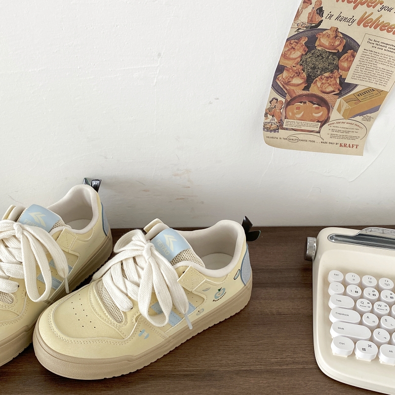 Yellow Apple Graffiti Platform Sneakers for Women - 2025 Retro Thick-Soled Casual Sports Shoes Yellow Apple Graffiti Platform Sneakers for Women - 2025 Retro Thick-Soled Casual Sports Shoes