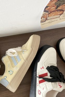 Yellow Apple Graffiti Platform Sneakers for Women - 2025 Retro Thick-Soled Casual Sports Shoes