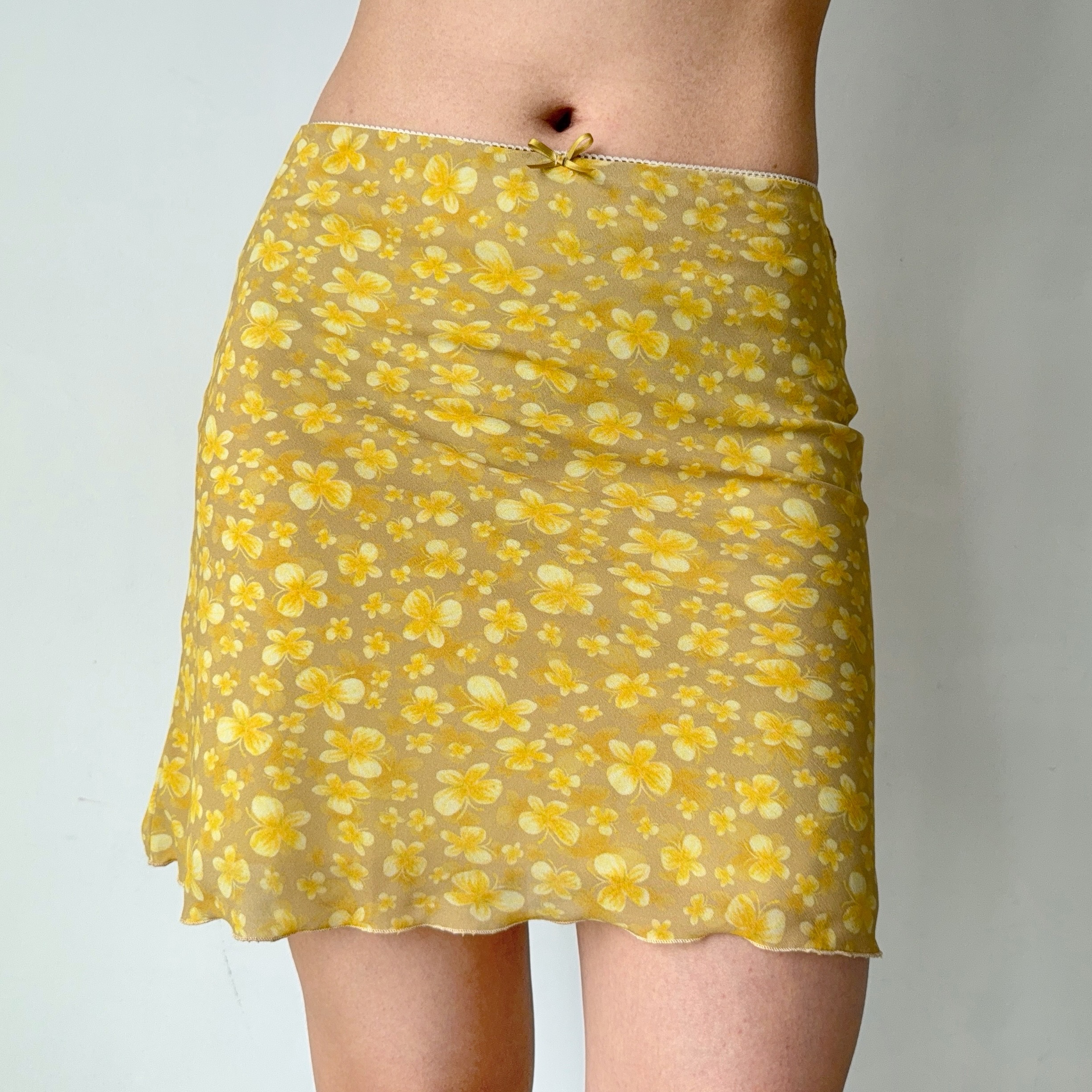 Yellow Butterfly Print A-Line Midi Skirt for Women - Vintage DIY Summer Style Short Skirt, Perfect for Y2K and Casual Outfits Yellow Butterfly Print A-Line Midi Skirt for Women - Vintage DIY Summer Style Short Skirt, Perfect for Y2K and Casual Outfits