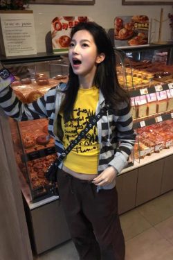 Yellow Off-Shoulder T-Shirt for Women - Graffiti Print, Short Sleeves, Slim Fit, Summer Sweet and Spicy Style