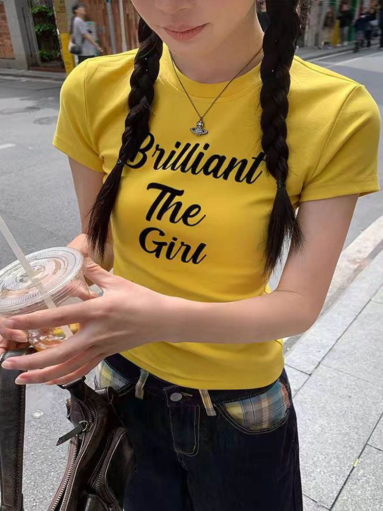 Yellow Retro Slim-Fit Short Sleeve T-Shirt for Women with Letter Print, Round Neck, Flattering Summer Style Yellow Retro Slim-Fit Short Sleeve T-Shirt for Women with Letter Print, Round Neck, Flattering Summer Style