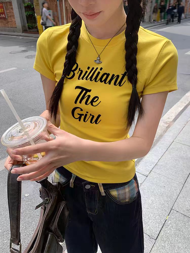 Yellow Retro Slim-Fit Short Sleeve T-Shirt for Women with Letter Print, Round Neck, Flattering Summer Style Yellow Retro Slim-Fit Short Sleeve T-Shirt for Women with Letter Print, Round Neck, Flattering Summer Style
