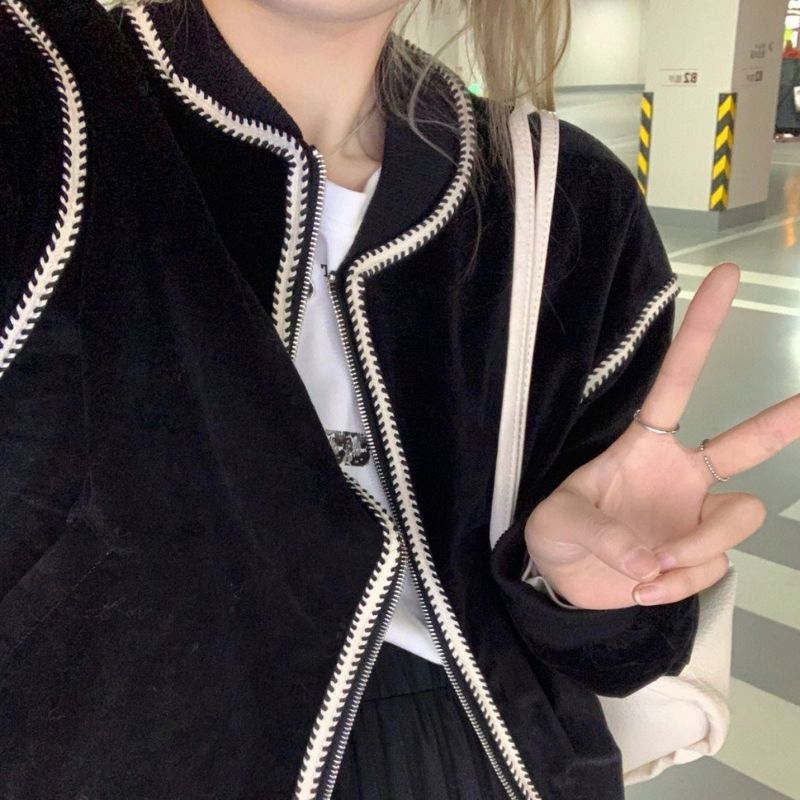 Style Core Aesthetics, New Style Trends Chic Retro-Inspired Korean Coat Style Core Aesthetics, New Style Trends Chic Retro-Inspired Korean Coat