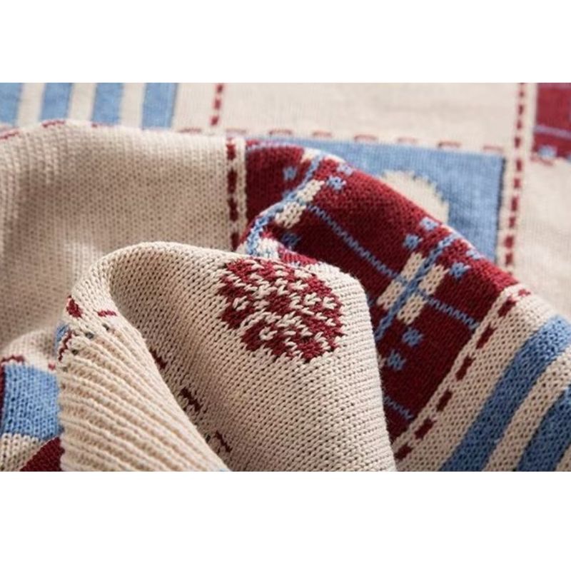 Style Core Aesthetics, New Style Trends Color-Block Heart Embroidered Knit Sweater Style Core Aesthetics, New Style Trends Color-Block Heart Embroidered Knit Sweater