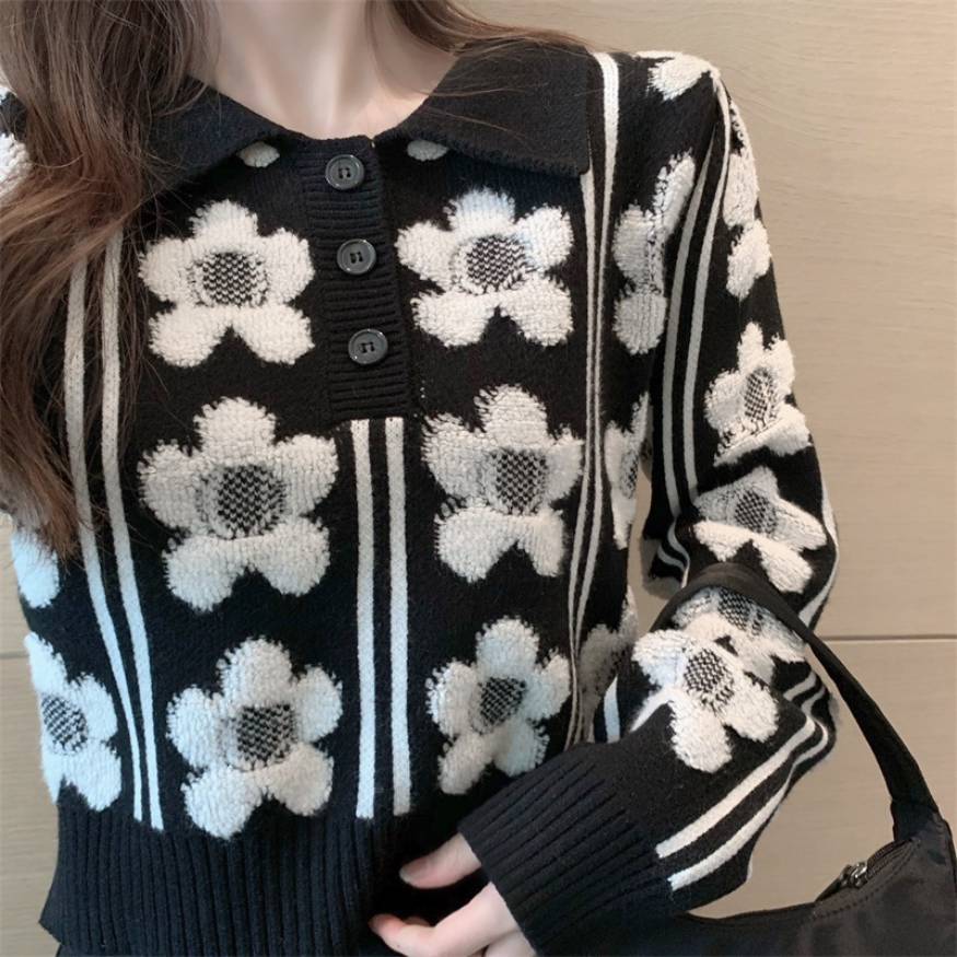 Style Core Aesthetics, New Style Trends Floral Pattern Polo-Collar Sweater Style Core Aesthetics, New Style Trends Floral Pattern Polo-Collar Sweater