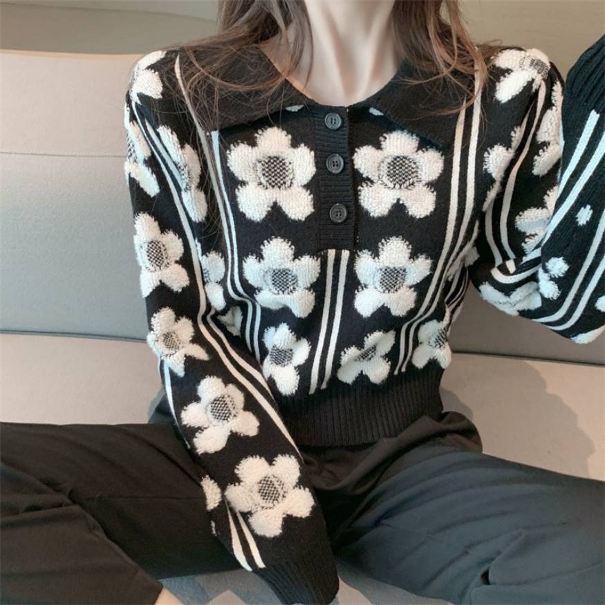 Style Core Aesthetics, New Style Trends Floral Pattern Polo-Collar Sweater Style Core Aesthetics, New Style Trends Floral Pattern Polo-Collar Sweater