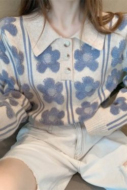 Style Core Aesthetics, New Style Trends Floral Pattern Polo-Collar Sweater