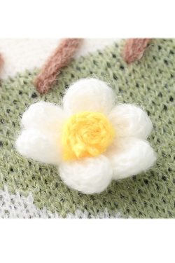 Style Core Aesthetics, New Style Trends Knit Flower & Sheep Pattern Sweater